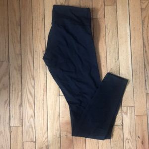Lululemon Black Wunder Under